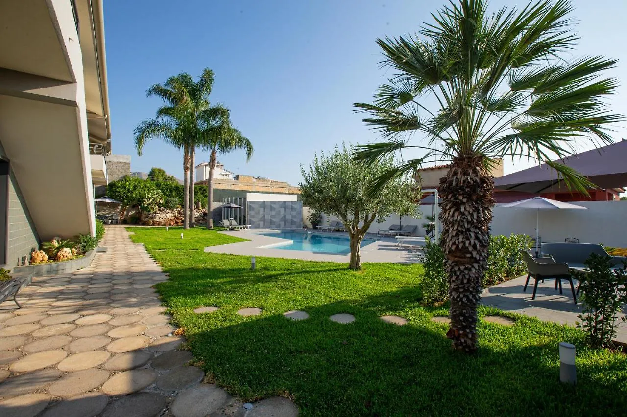 Villa Teocrito Piscina & Mare Avola